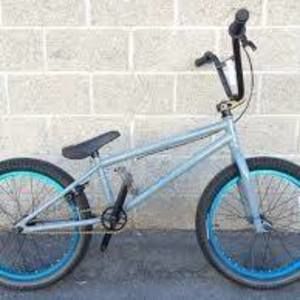 Meet your Posher, Bradley